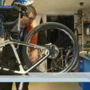 Дарителска акция превръща стари велочасти в колелета за деца от бедни семейства