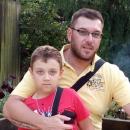 Вальо търси помощ за лечението си