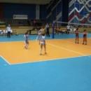 Ученици проведоха благотворителен волейболен мач