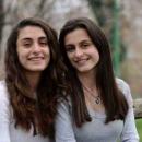 Сестри върнаха загубено портмоне с 360 лв. и лична карта