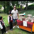 Оздравял от тежко заболяване мъж помага на болен младеж 