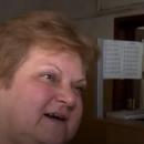 Ученици от Сливен подариха почивка на чистачка от училището си 