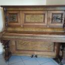 Бургазлии дариха семейно немско пиано на Държавна опера- Бургас