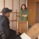 Параолимпиец в инвалидна количка с благотворителна изложба в парламента