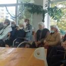 Възрастни и служители от дом "Гергана" изпратиха коледни подаръци за "Слънчевата къща във Варна