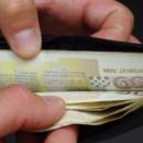 Издирват собственика на изгубен на гарата в Пазарджик портфейл с немалка сума пари