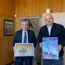 Дариха карикатури за новото инфекциозно отделение на търновската болница